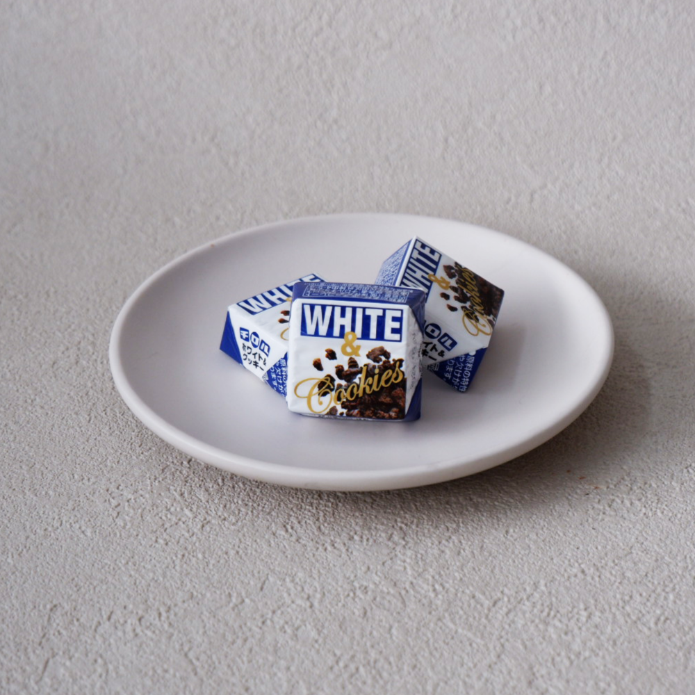 チロルチョコ〈ホワイト&クッキー〉 30個入